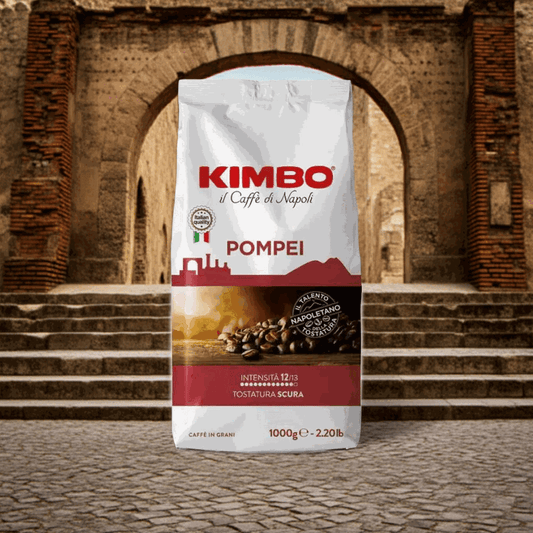 Kimbo Pompei cafea boabe 1 kg – ambalaj și boabe de cafea, imagine de ambianță