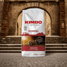 Kimbo Pompei cafea boabe 1 kg – ambalaj și boabe de cafea, imagine de ambianță